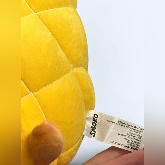 Smoko Pineapple 🍍 Tayto Deluxe Plush 12” Kawaii Cute Collectible - Picture 4 of 4